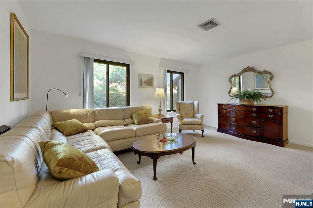50 Rock Road B10 - Photo 4