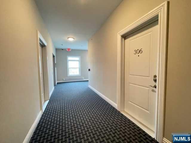 116 Essex Street 306 - Photo 4