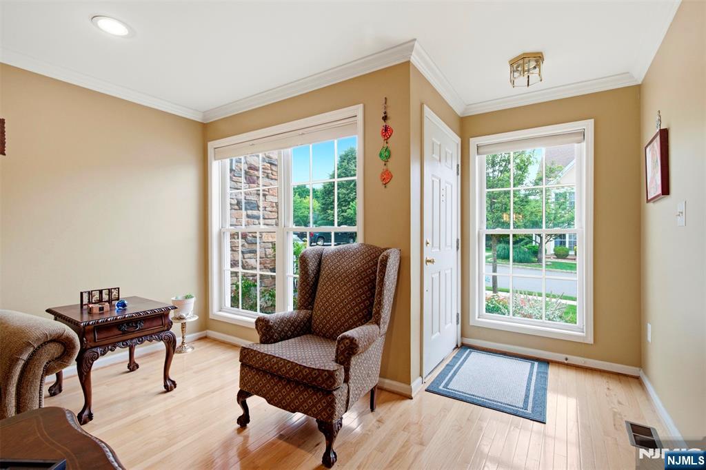 16 Magnolia Way - Photo 2