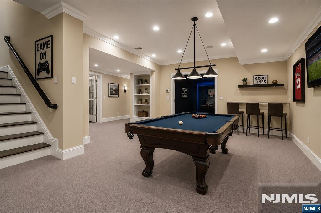124 Essex Drive — photo 37