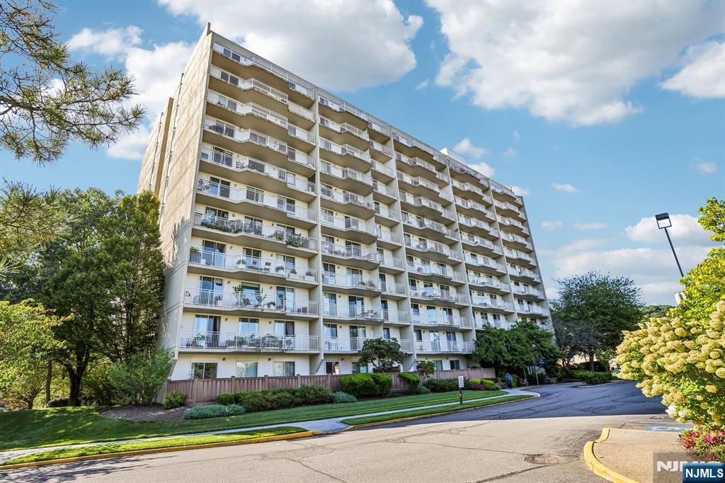 1077 River Road 205 - Photo 1