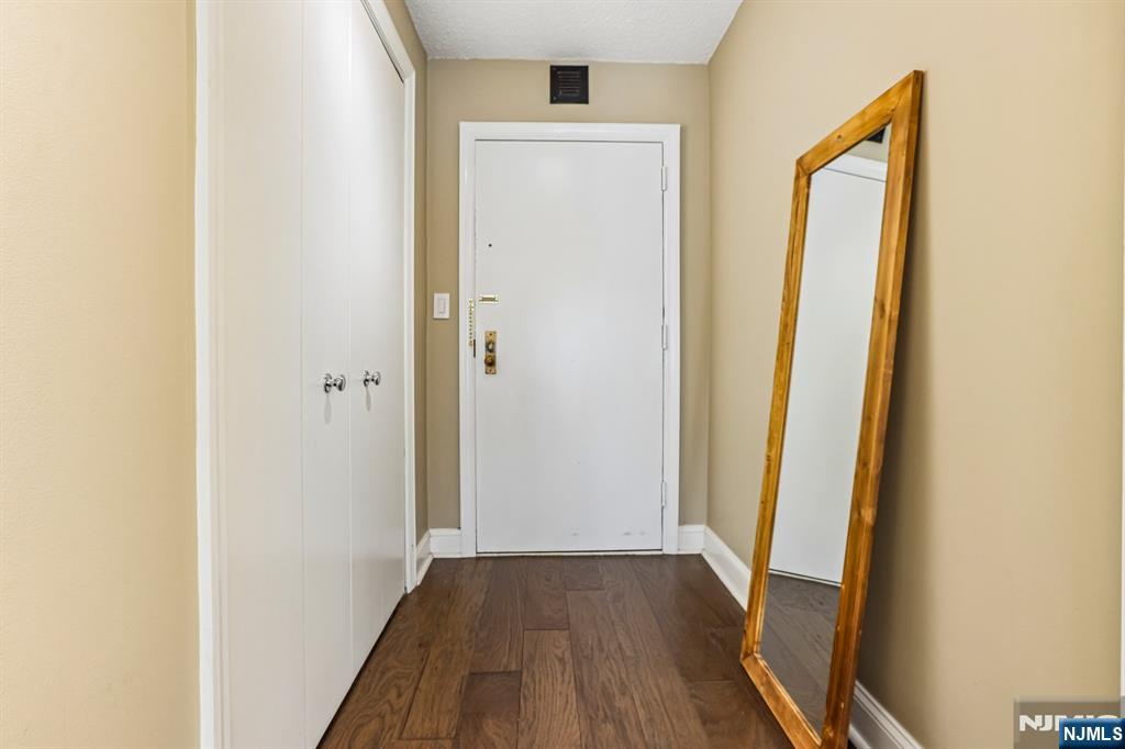 1077 River Road 205 - Photo 3