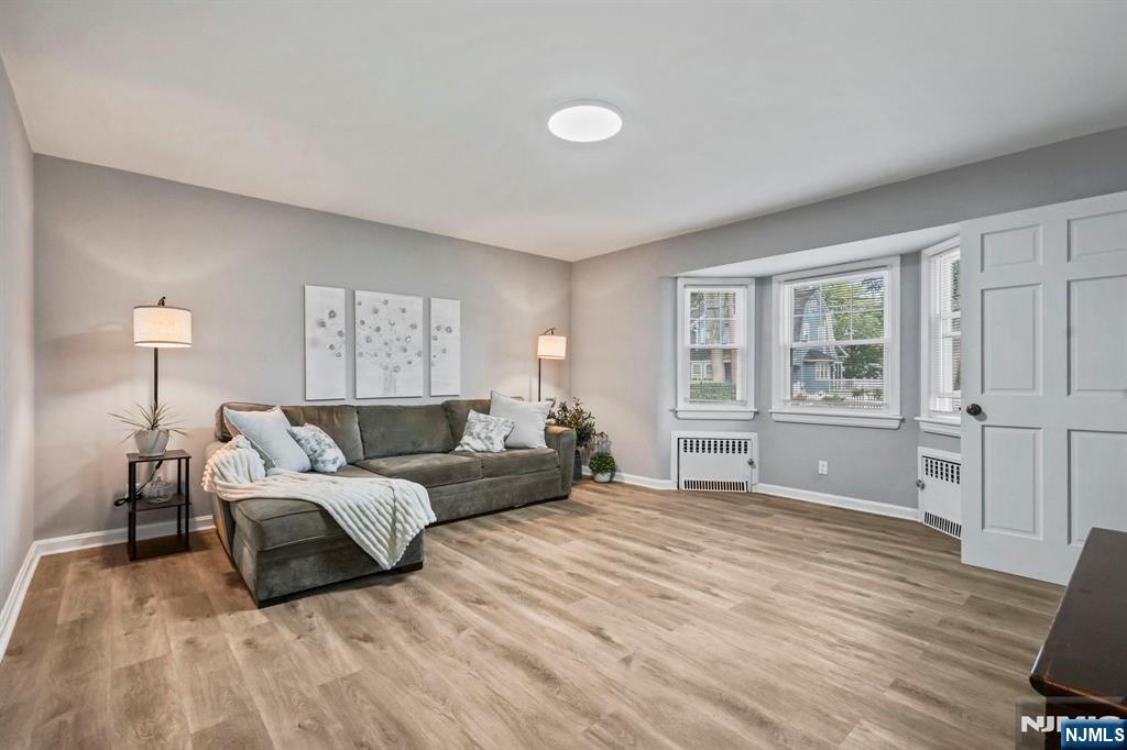 Photo 3 of Single family home for sale at 15 Oak Ridge Ave, Nutley, NJ 07110 | MLS# 26035400 | Listing updated on 2026-10-04