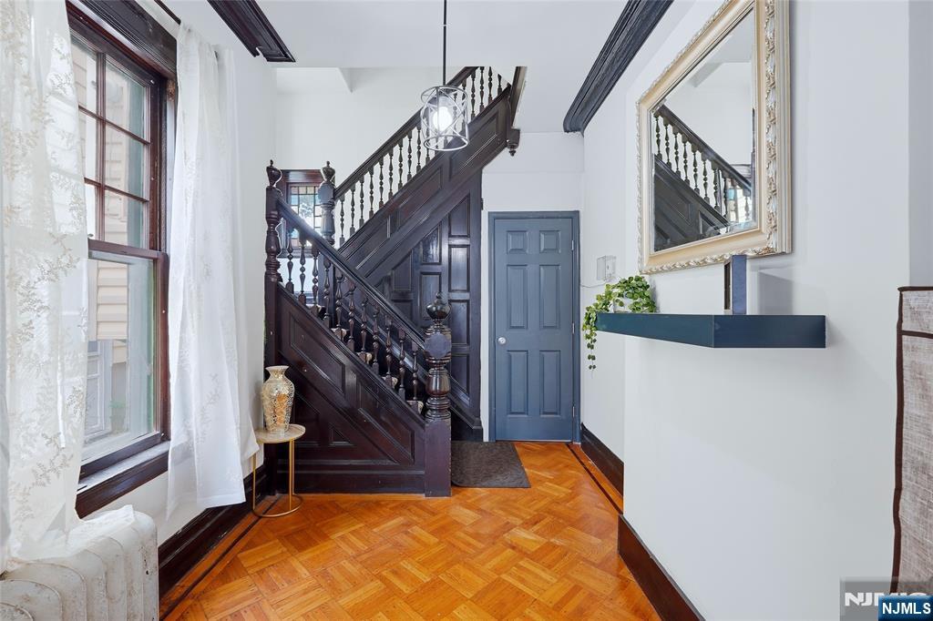 66 Washington Place - Photo 5