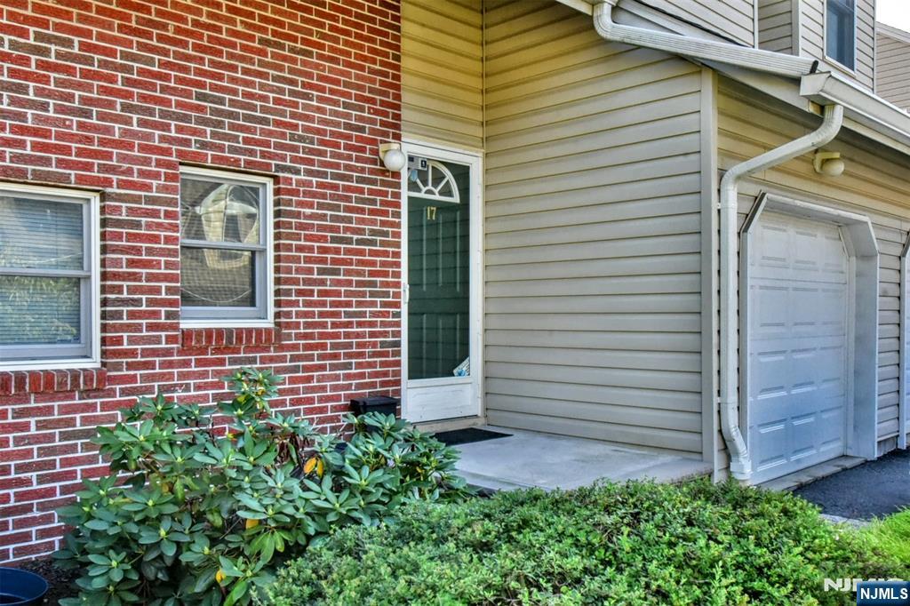 45 Royal Avenue - Photo 3