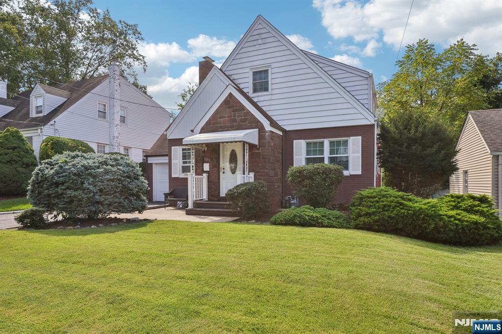 153 Madison Avenue - Photo 3