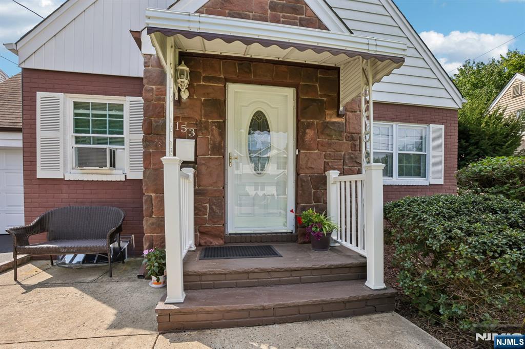Photo 4 of Single family home for sale at 153 Madison Ave, River Edge, NJ 07661 | MLS# 26035424 | Listing updated on 2026-09-18