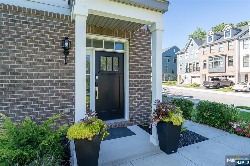 78 Cinnamon Drive 181 - Photo 2