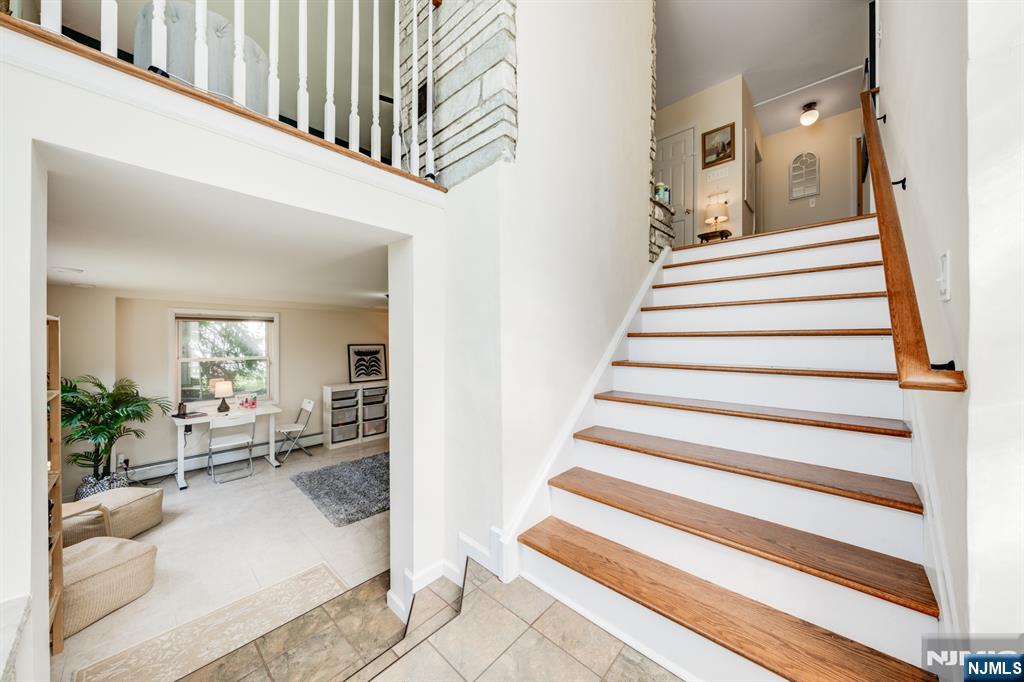 27 Dalewood Road - Photo 2