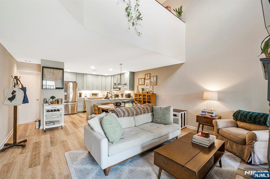 518 River Renaissance B18 - Photo 4