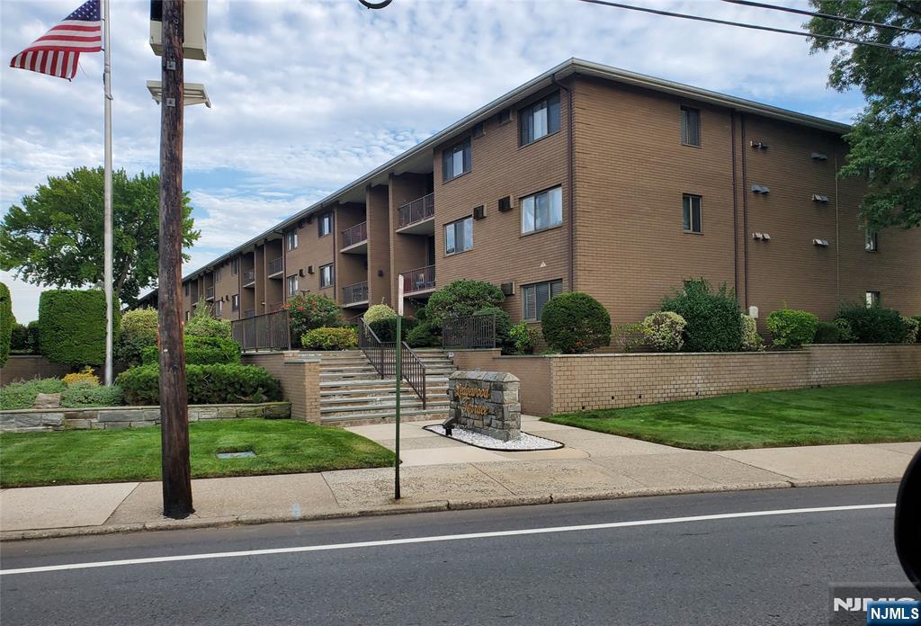 466 A Liberty Street 104 - Photo 1