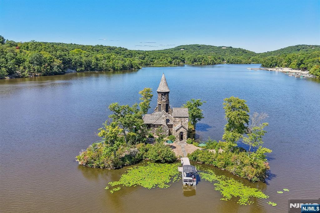 Photo 50 of Single family home for sale at 3 Orchard Rd, Kinnelon Borough, NJ 07405 | MLS# 26035457 | Listing updated on 2026-10-07