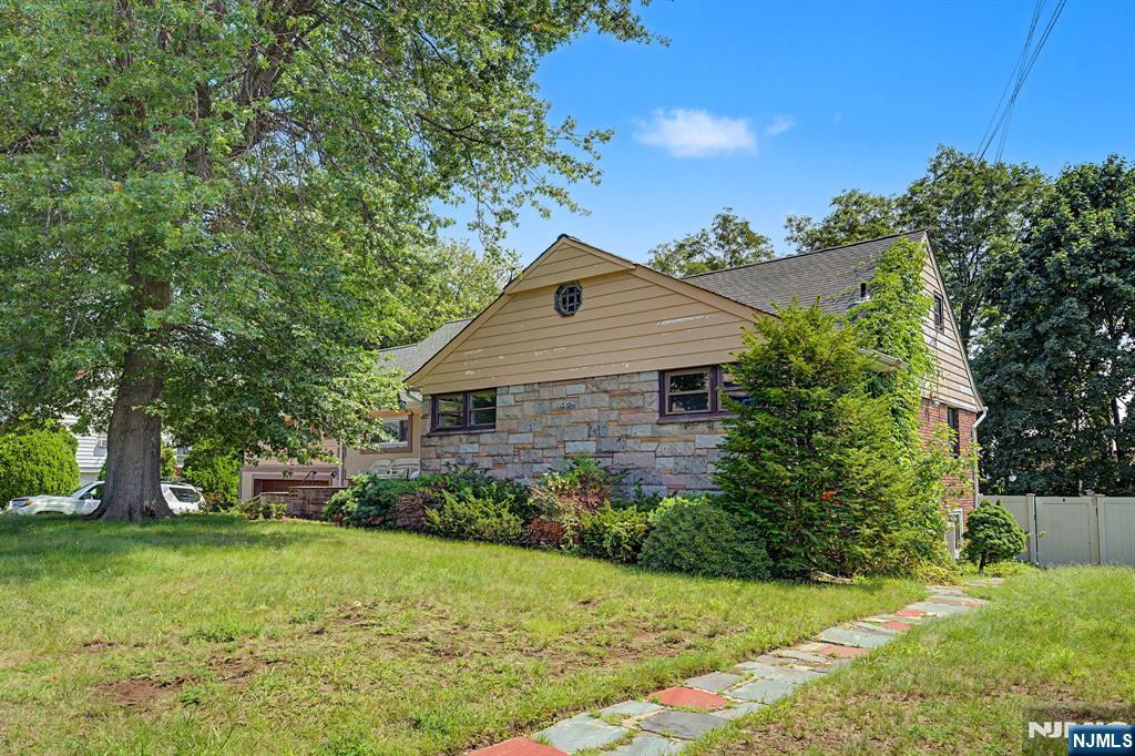 Photo 2 of Multi family home for sale at 154 Ames St, Hackensack, NJ 07601 | MLS# 26035462 | Listing updated on 2026-09-18