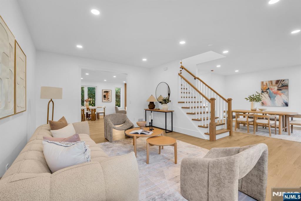 515 Salem Street - Photo 5