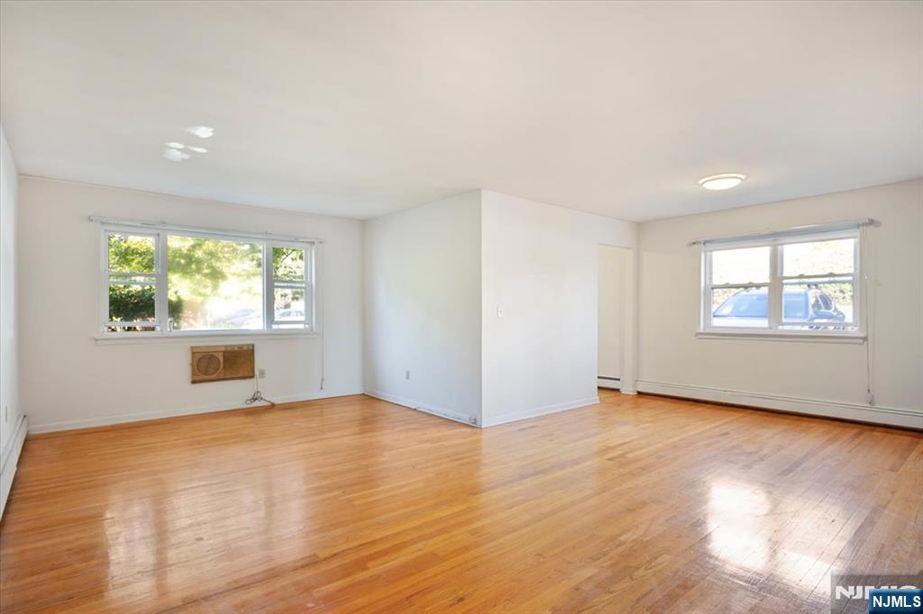 300 Claremont D1 - Photo 3