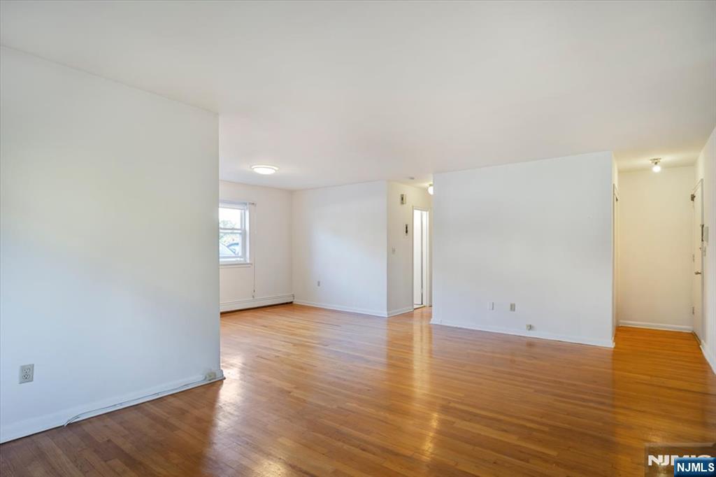 300 Claremont D1 - Photo 4