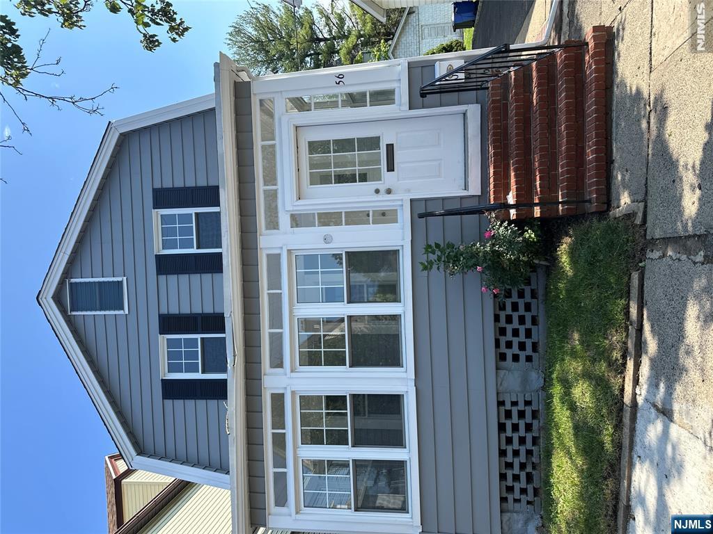 56 Rutgers Street - Photo 1