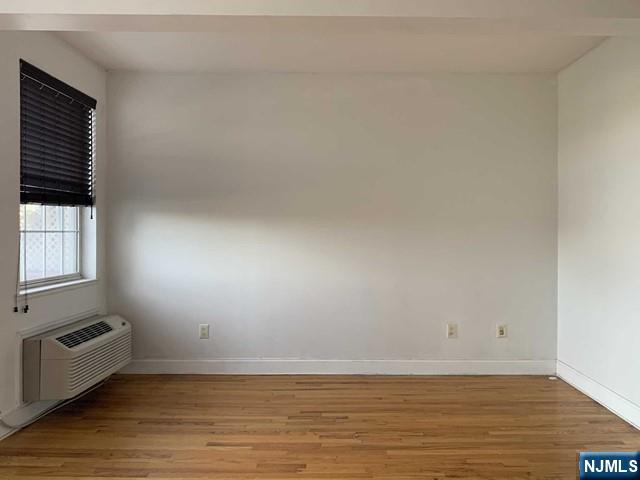 1100 River Road 105 - Photo 5