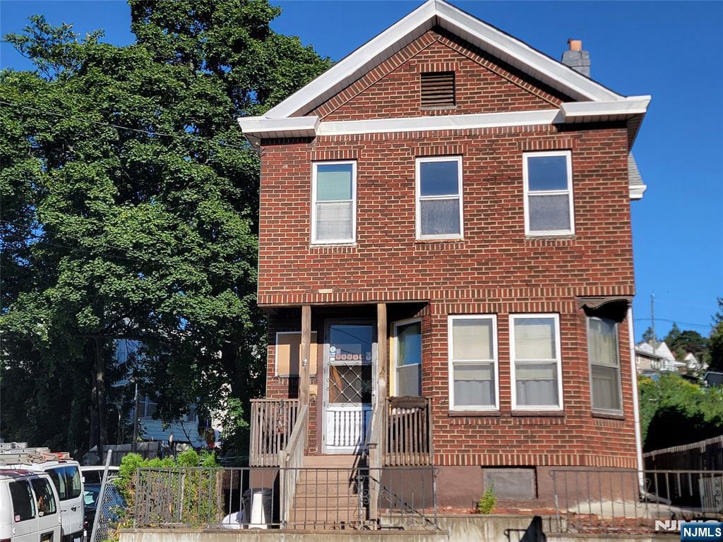 52 Goffle Road - Photo 2