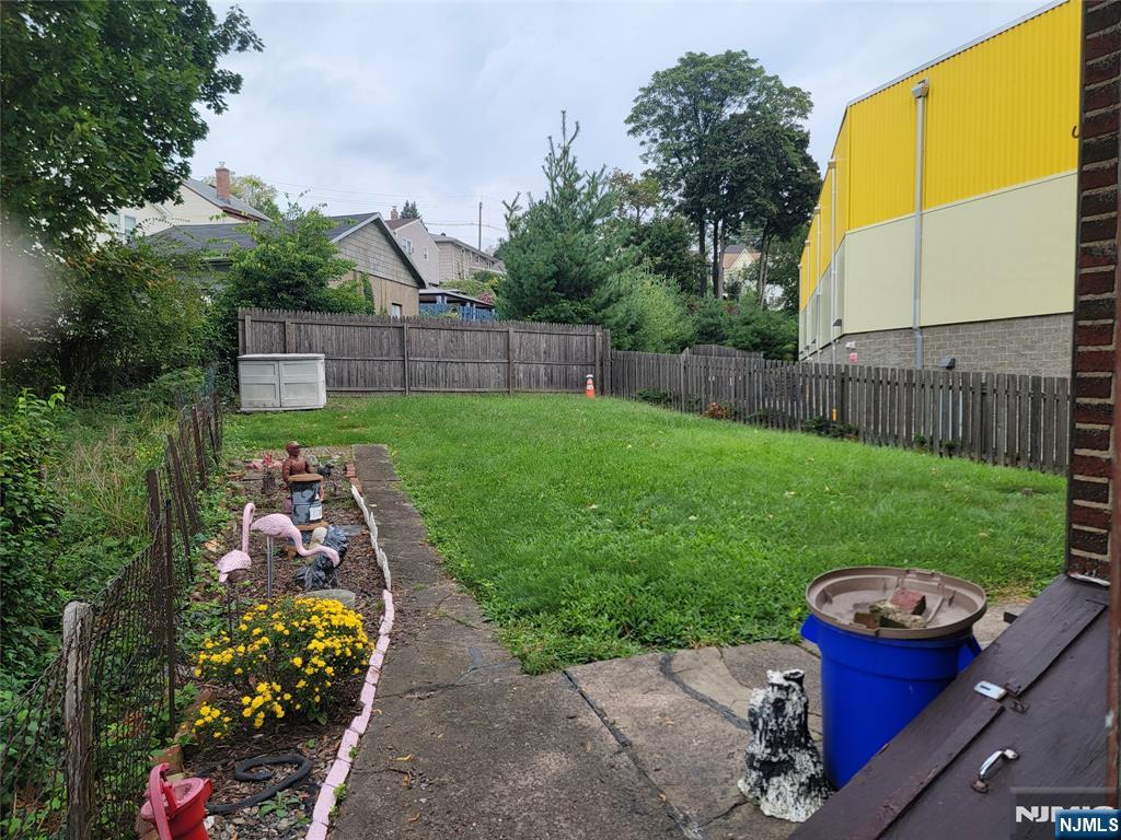 52 Goffle Road - Photo 4