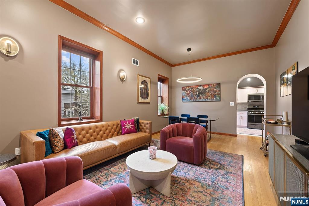 20 Reservoir Avenue - Photo 4