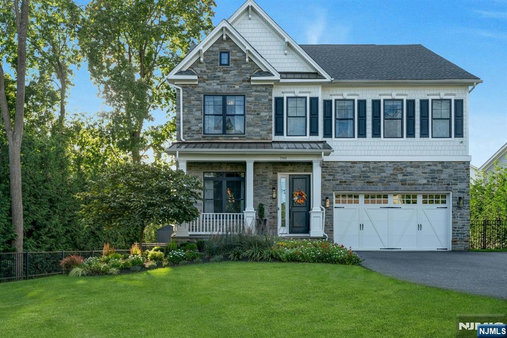 790 W Saddle River Road - Photo 1