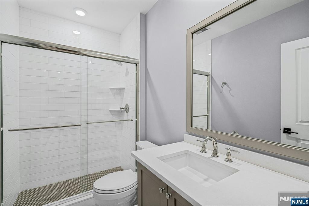 790 Saddle River Road — photo 29