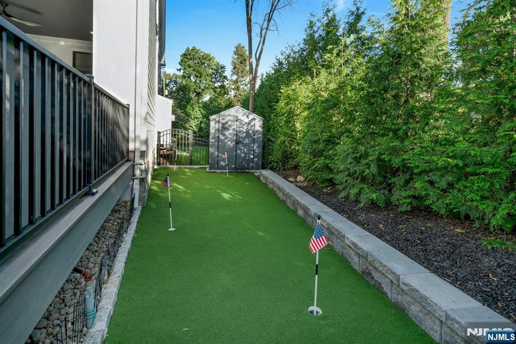 790 Saddle River Road — photo 38