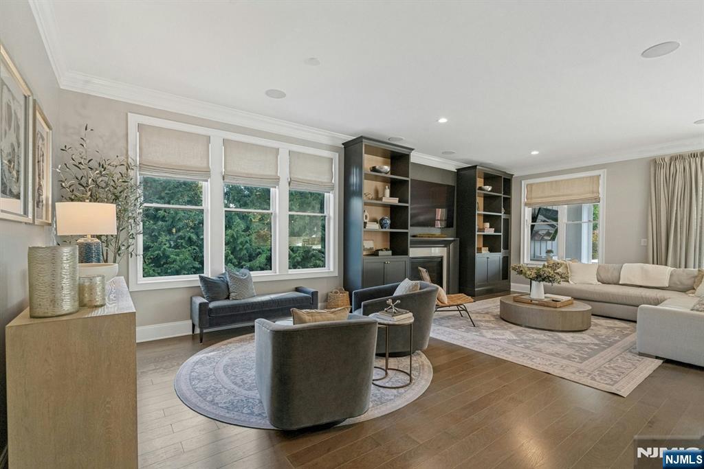 790 W Saddle River Road - Photo 5