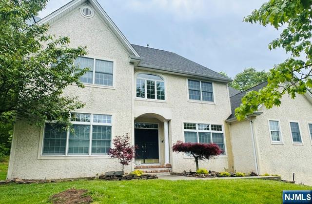 Photo 1 of Single family home for sale at 8 Pring Ct, West Orange, NJ 07052 | MLS# 26035523 | Listing updated on 2026-09-20