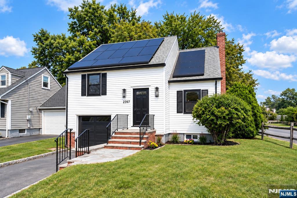 2397 Seymour Avenue - Photo 2