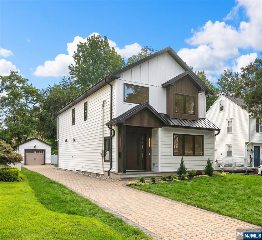 12 Spruce Street - Photo 1