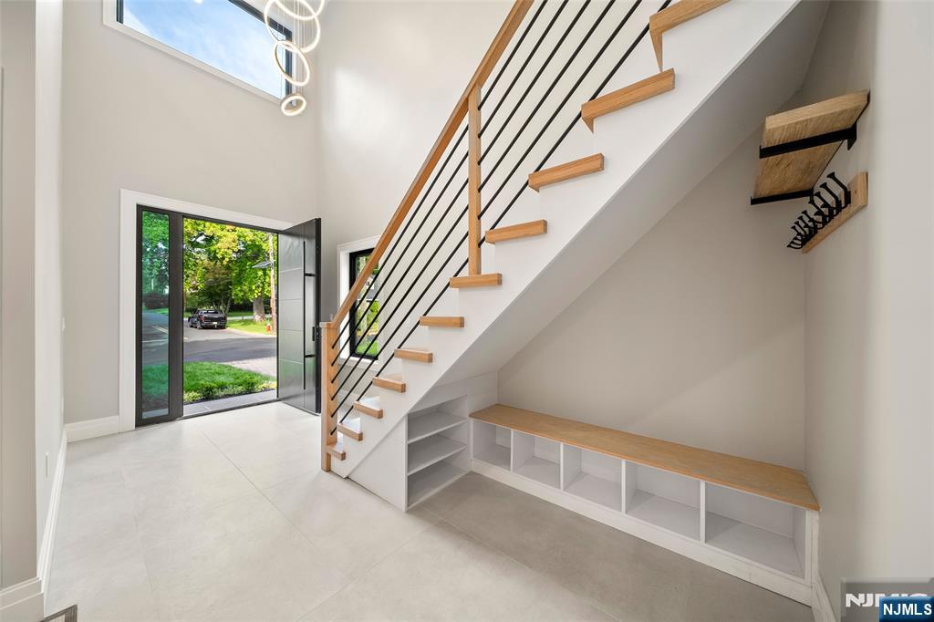 12 Spruce Street - Photo 3