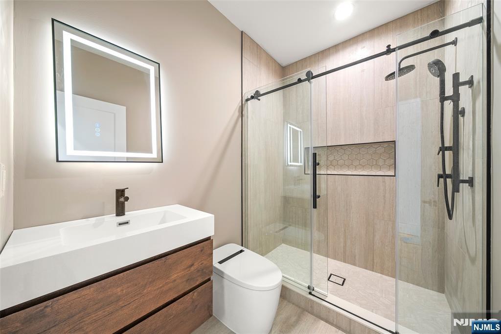 12 Spruce Street - Photo 5