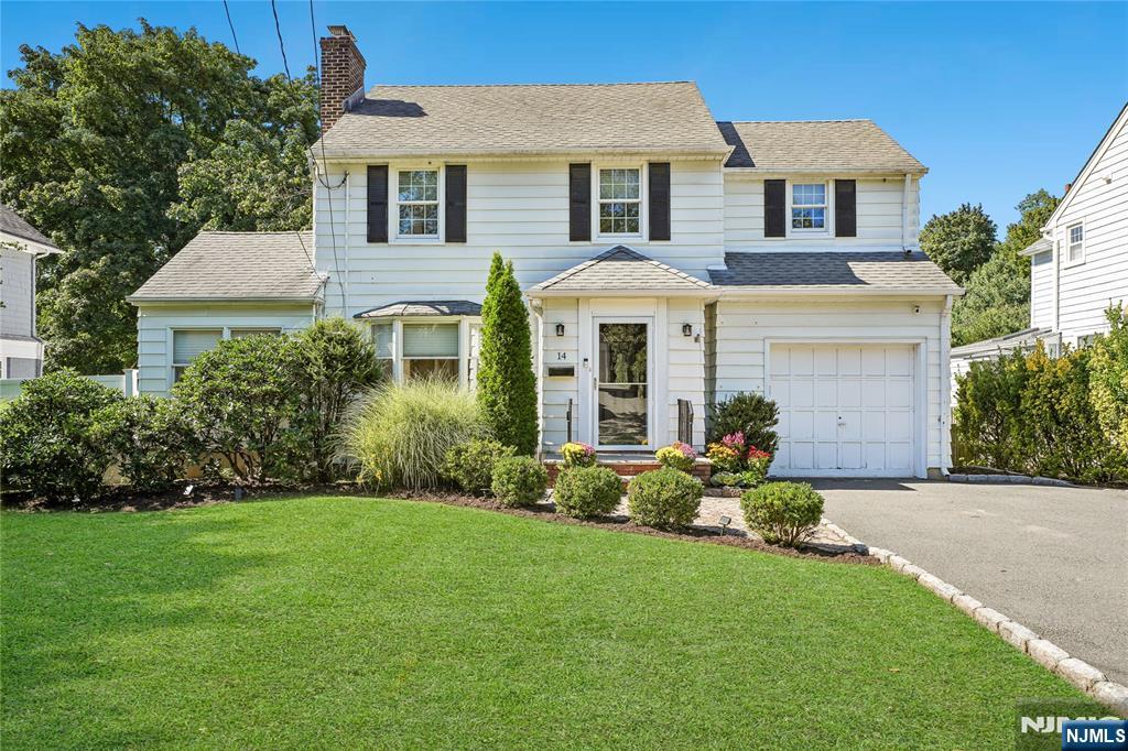 14 Wayland Drive - Photo 2