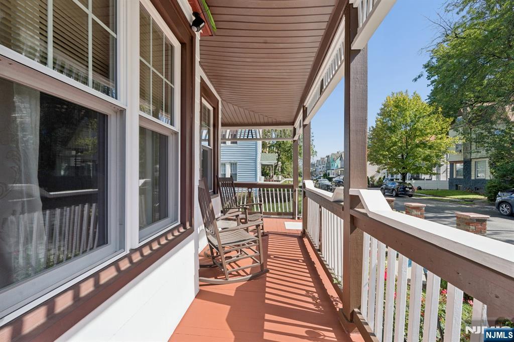 120 Norman Street - Photo 4