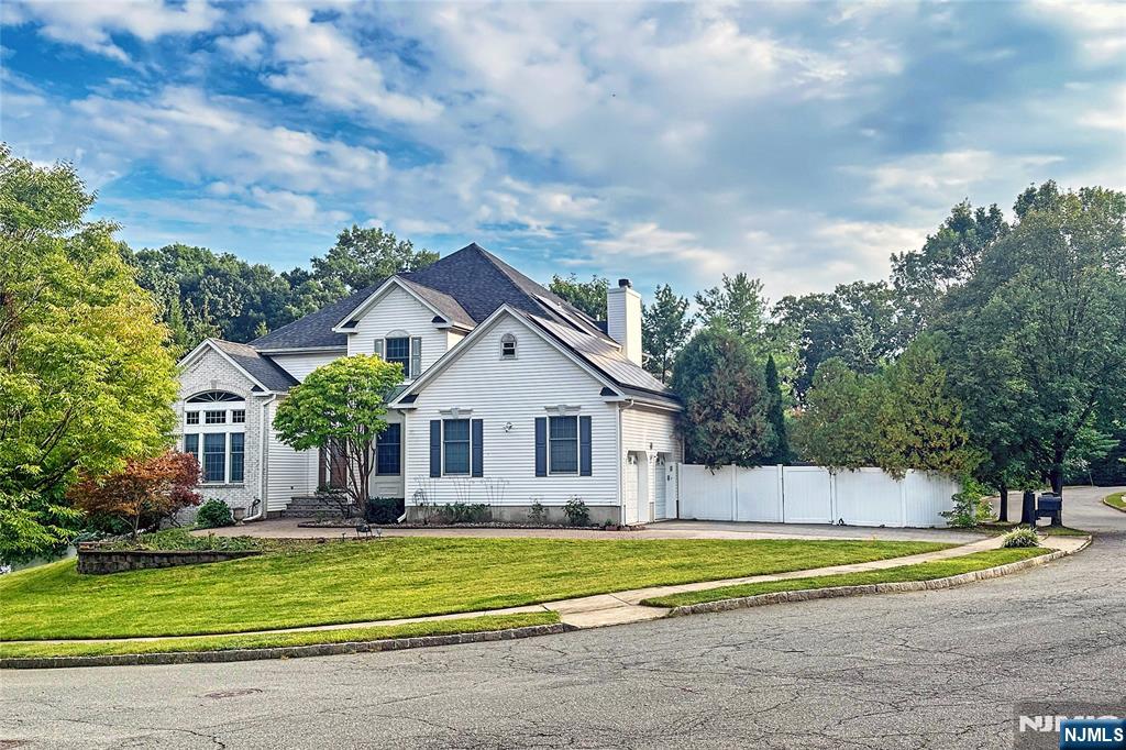 33 Rose Lane - Photo 2