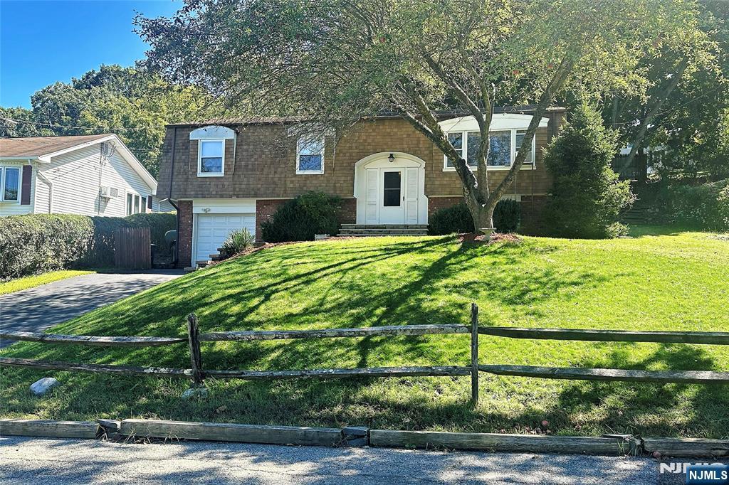9 Barton Lane - Photo 1