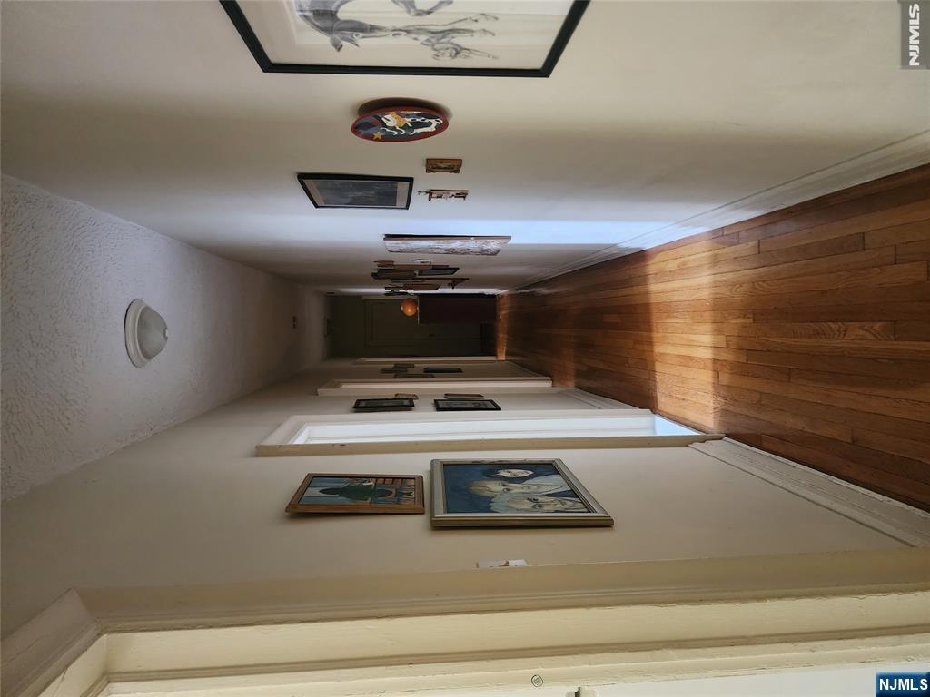1055 Boulevard East - Photo 3