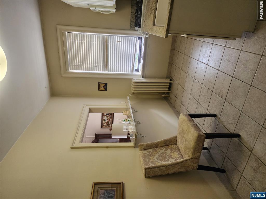 1055 Boulevard East - Photo 5