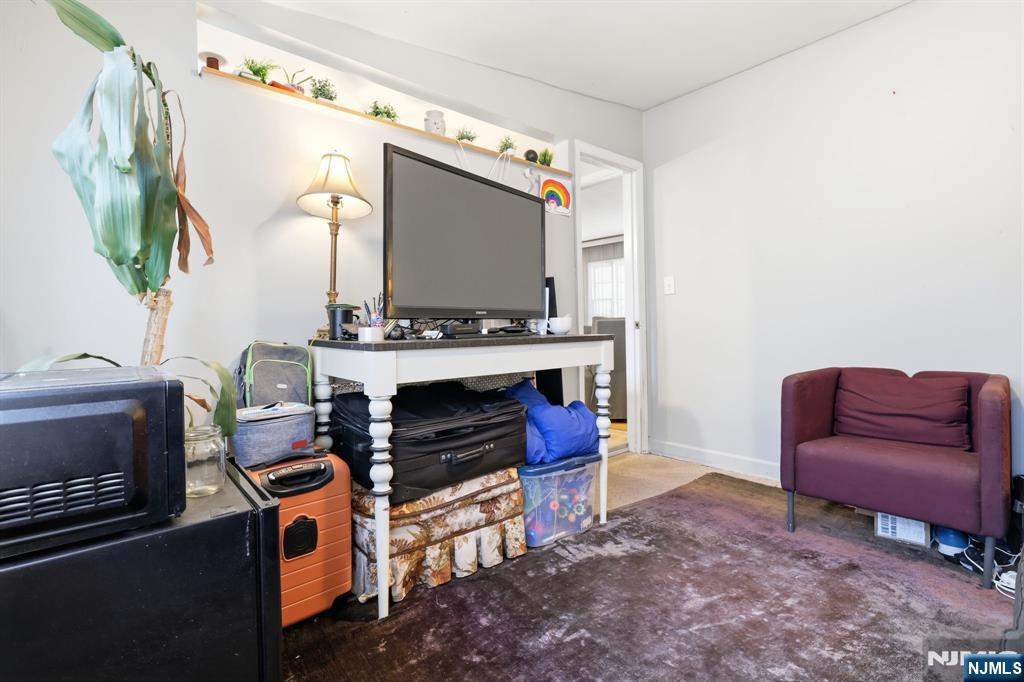 Photo 3 of Single family home for sale at 2 Yolanda Pl, Lodi, NJ 07644 | MLS# 26035560 | Listing updated on 2026-09-18