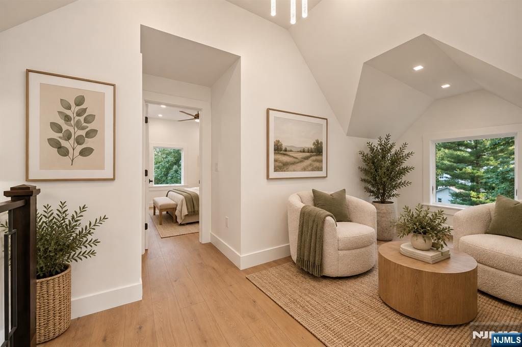 517 Park Street — photo 31