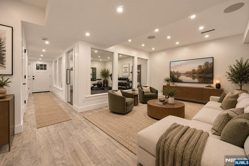 517 Park Street — photo 35