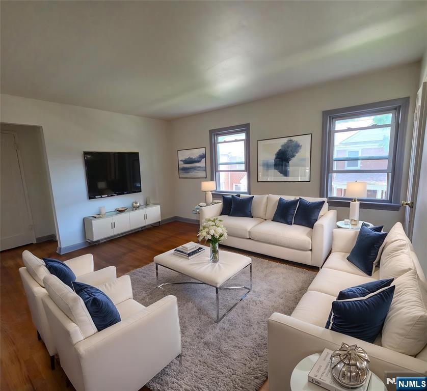 140 Van Houten Avenue 10B - Photo 2