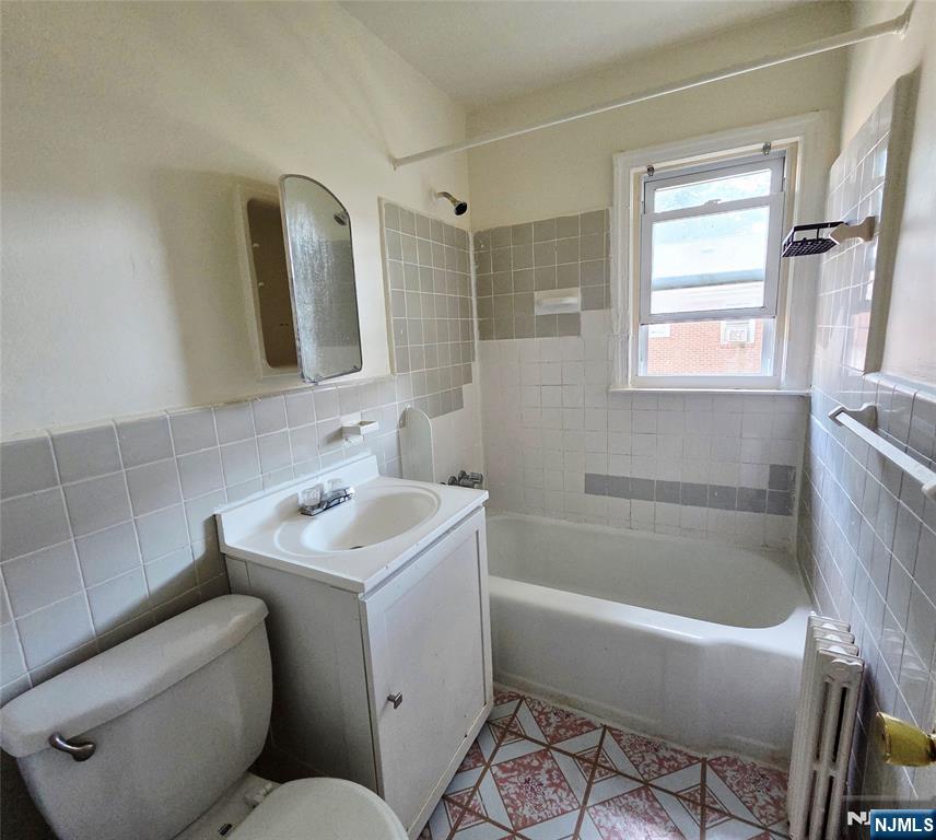 140 Van Houten Avenue 10B - Photo 5