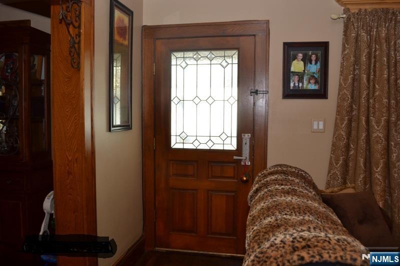 172 Godwin Avenue - Photo 3