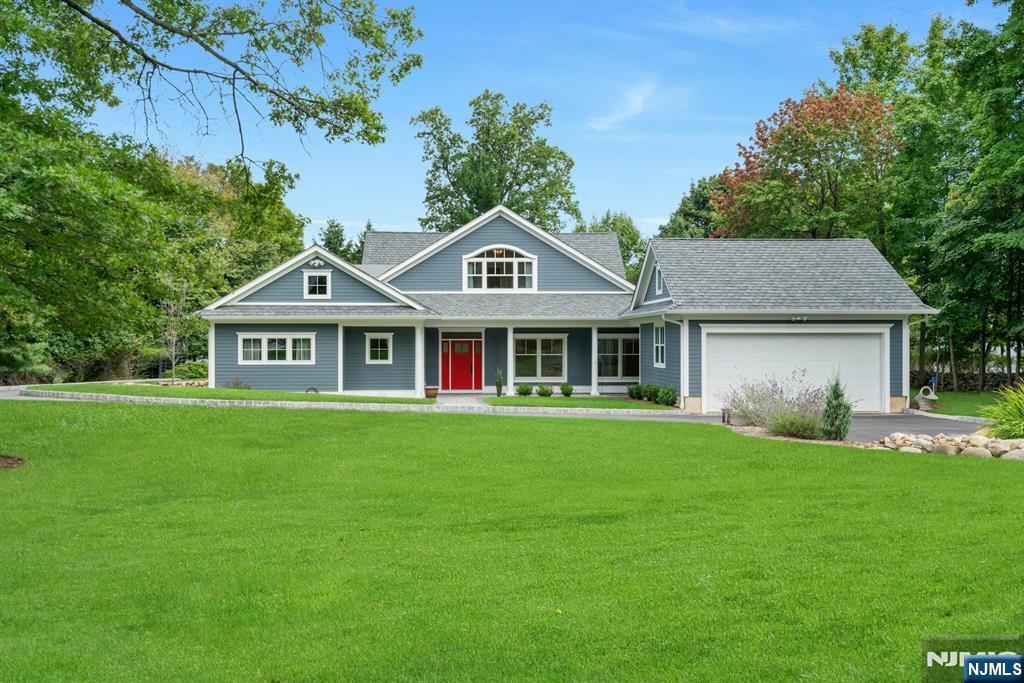 21 Crescent Avenue - Photo 2