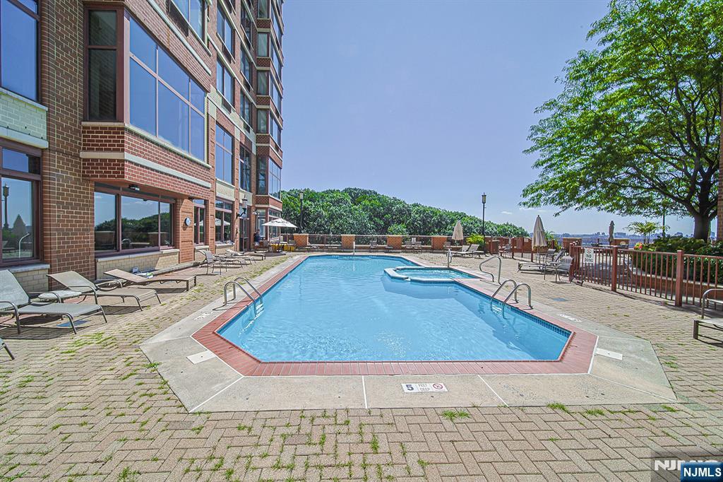 Photo 2 of Condo for sale at 100 Old Palisade Rd #2314, Fort Lee, NJ 07024 | MLS# 26035600 | Listing updated on 2026-09-19