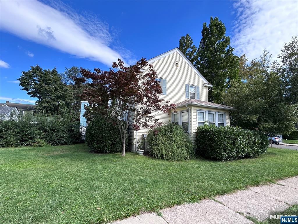58 Buena Vista Avenue - Photo 2