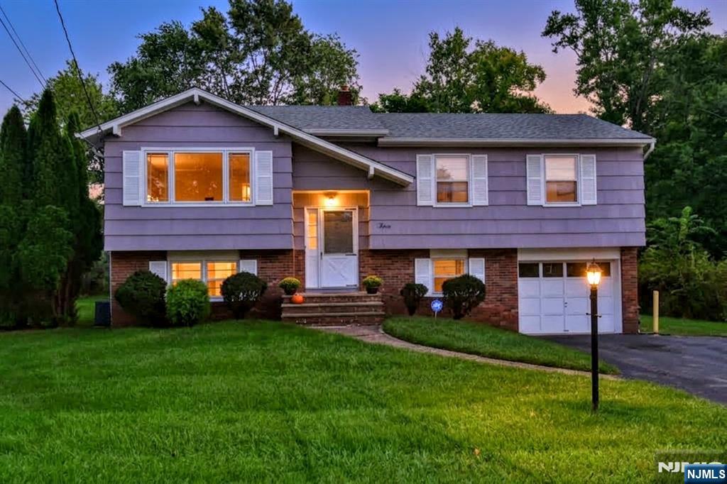Photo 30 of Single family home for sale at 3 Richard Ct, Butler Borough, NJ 07405 | MLS# 26035610 | Listing updated on 2026-10-06